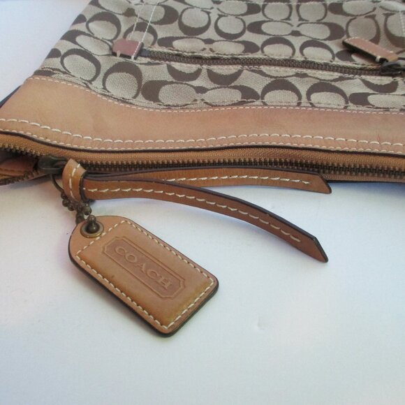Coach 10403 Signature Shoulder Bag Brown Tan Hobo Handbag Zip Front Pocket Purse - Picture 8 of 15